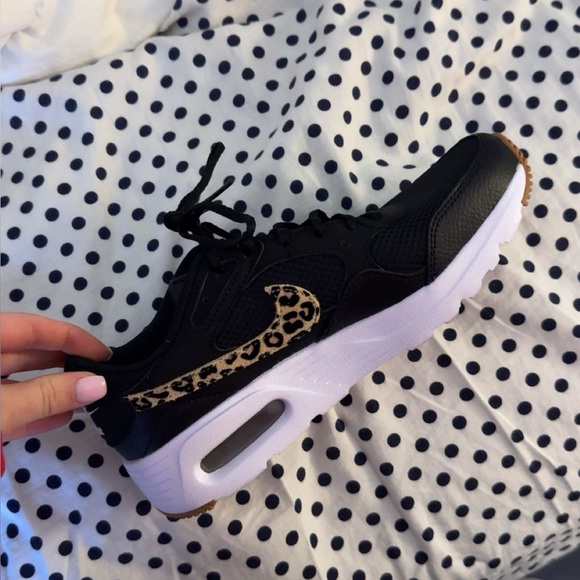 Nike Women's Black and Leopard Accent Sneakers - Picture 1 of 1